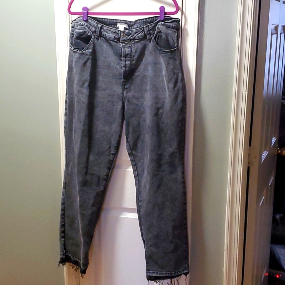 Forever 21 black jeans in excellent condition size 2X